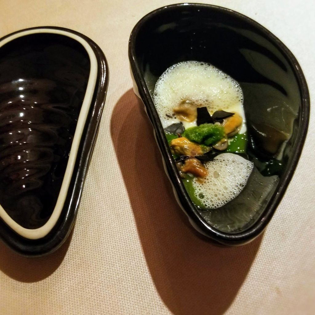 mussels at contraste milano
