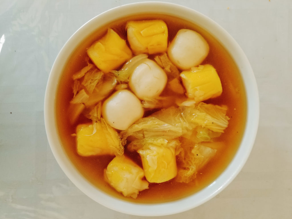 napa cabbage and fish ball soup