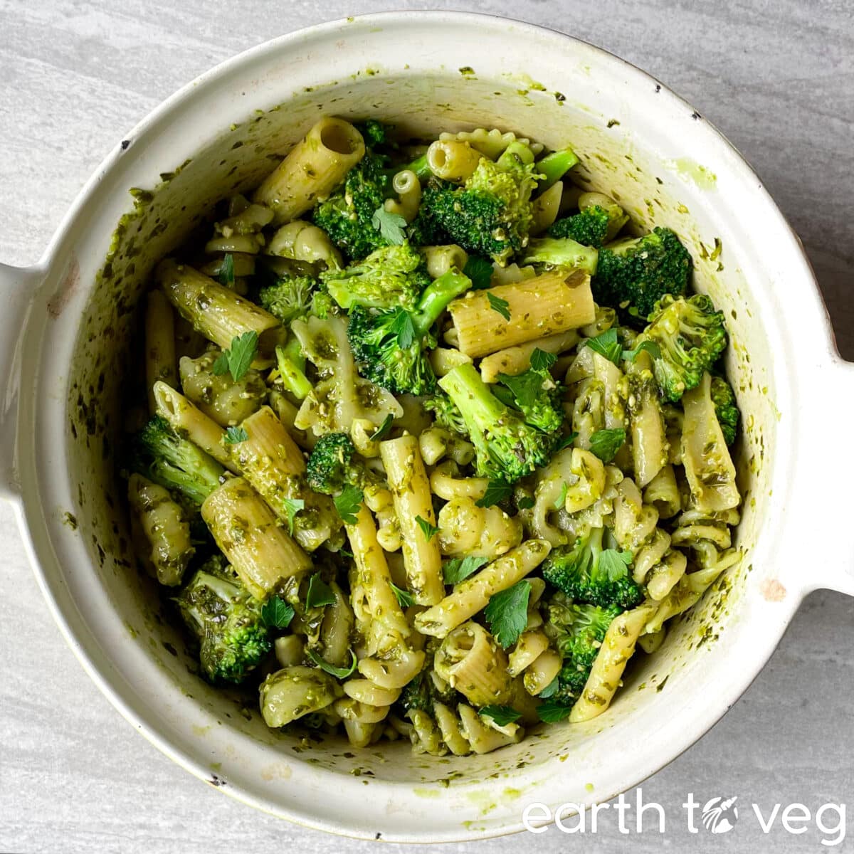 1-pot pesto pasta
