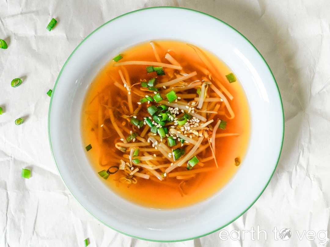 kongnamul guk (soybean sprout soup)