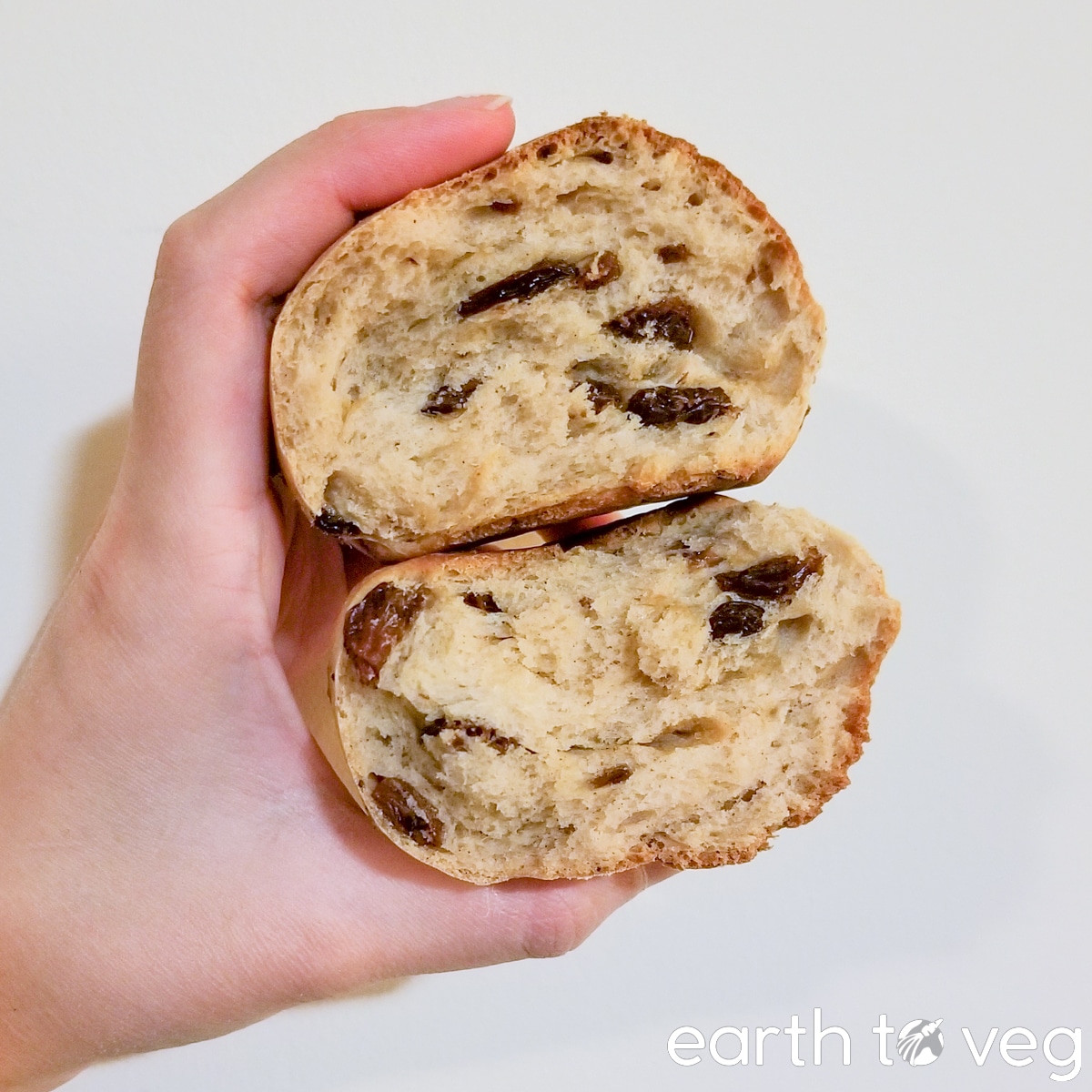vegan hot cross buns