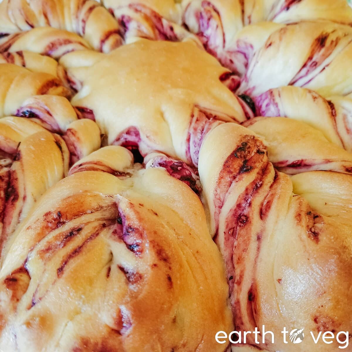 vegan star bread