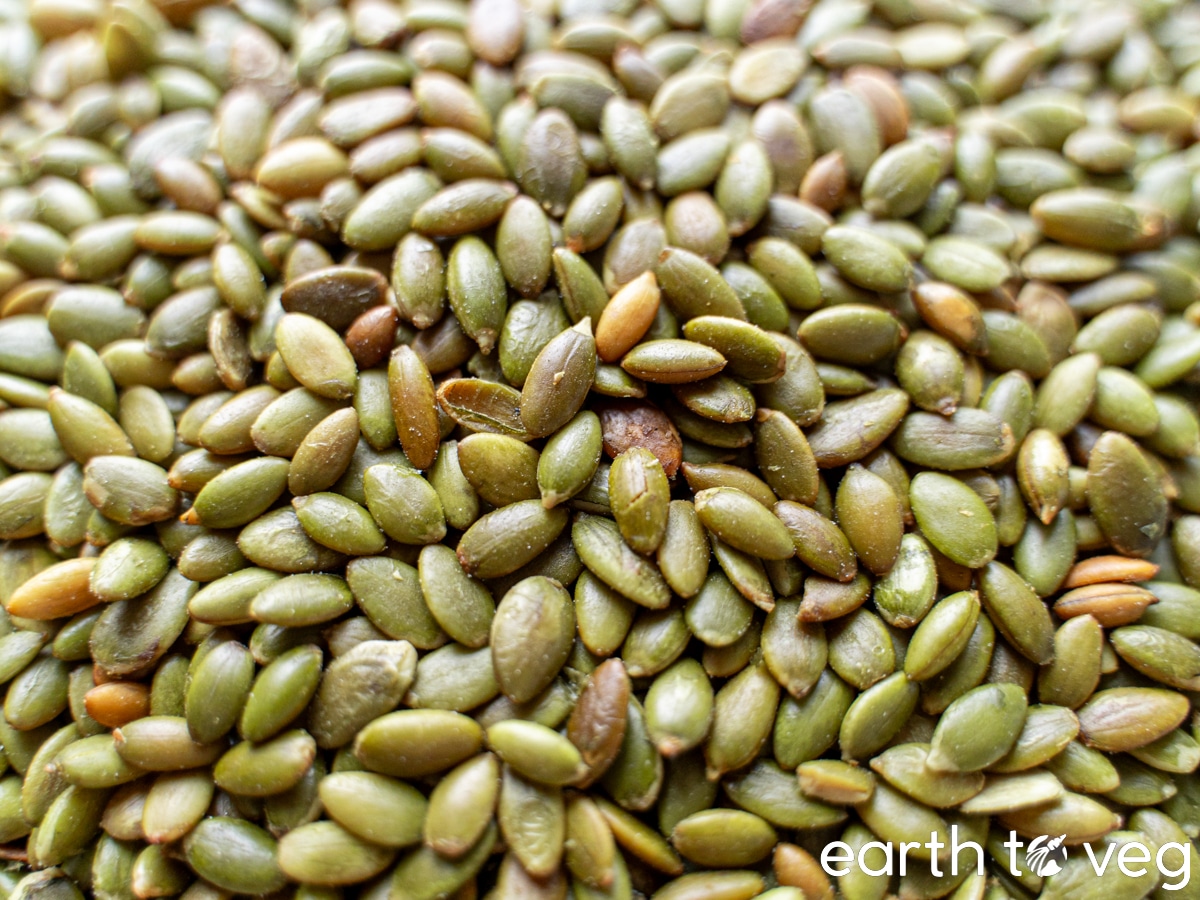 A large pile of roasted pepitas.