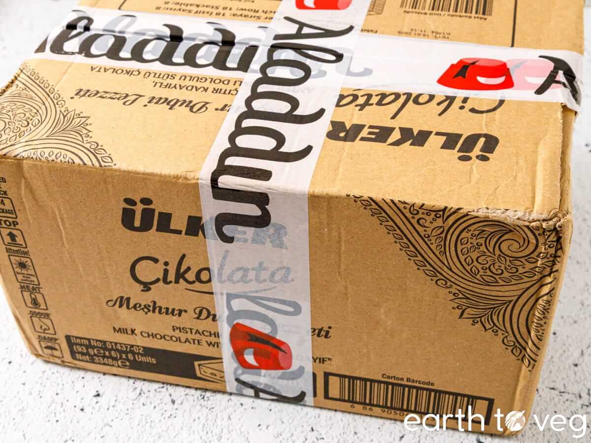 Aladdin cardboard shipping box.