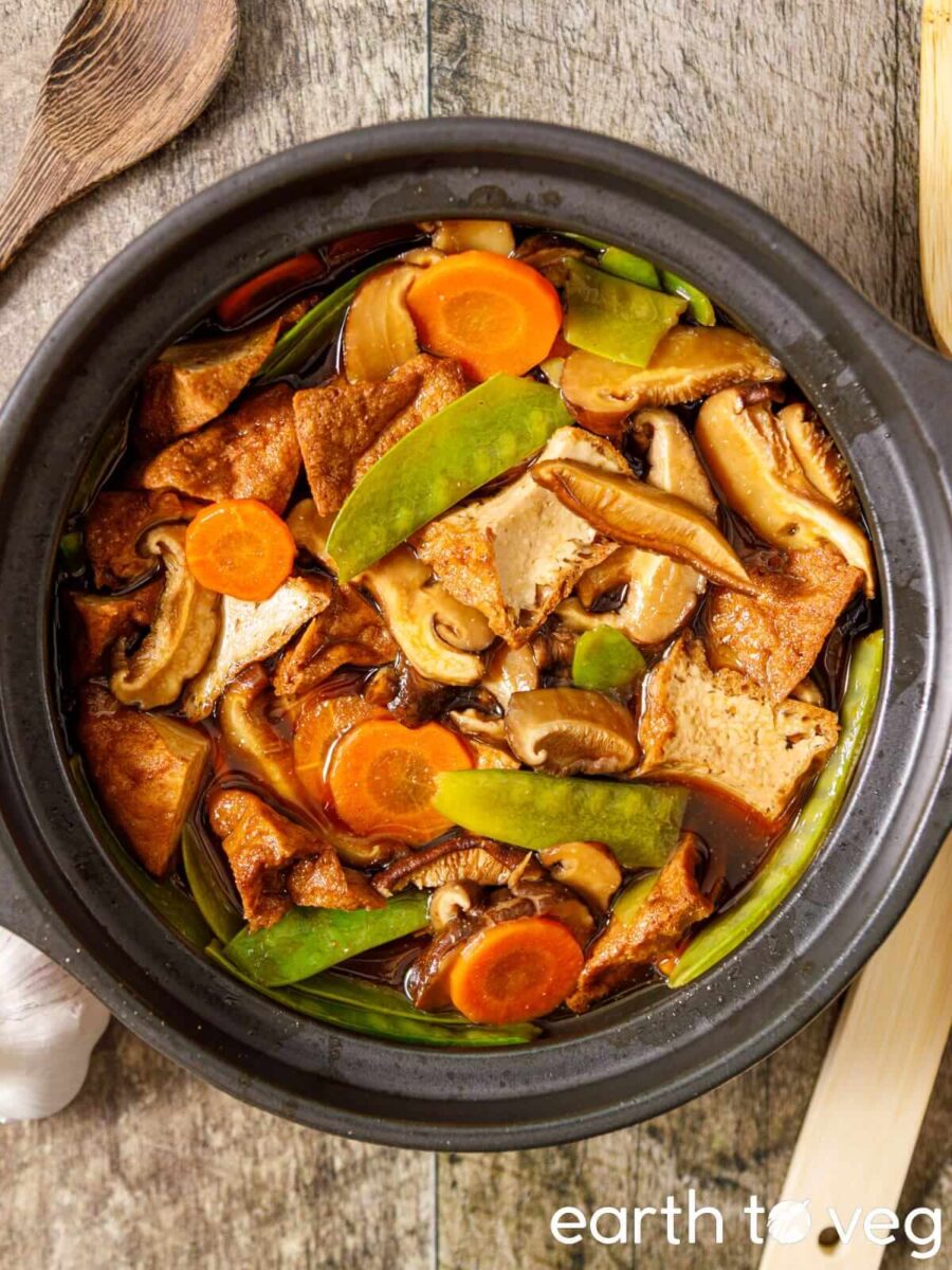 Braised hongshao doufu in a Chinese clay pot.